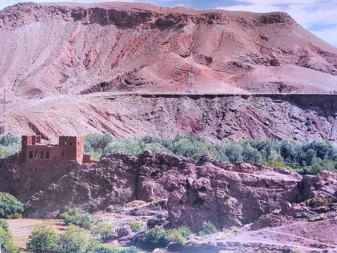 Hotel Panoramique De La Vallee Aït Idaïr Buitenkant foto